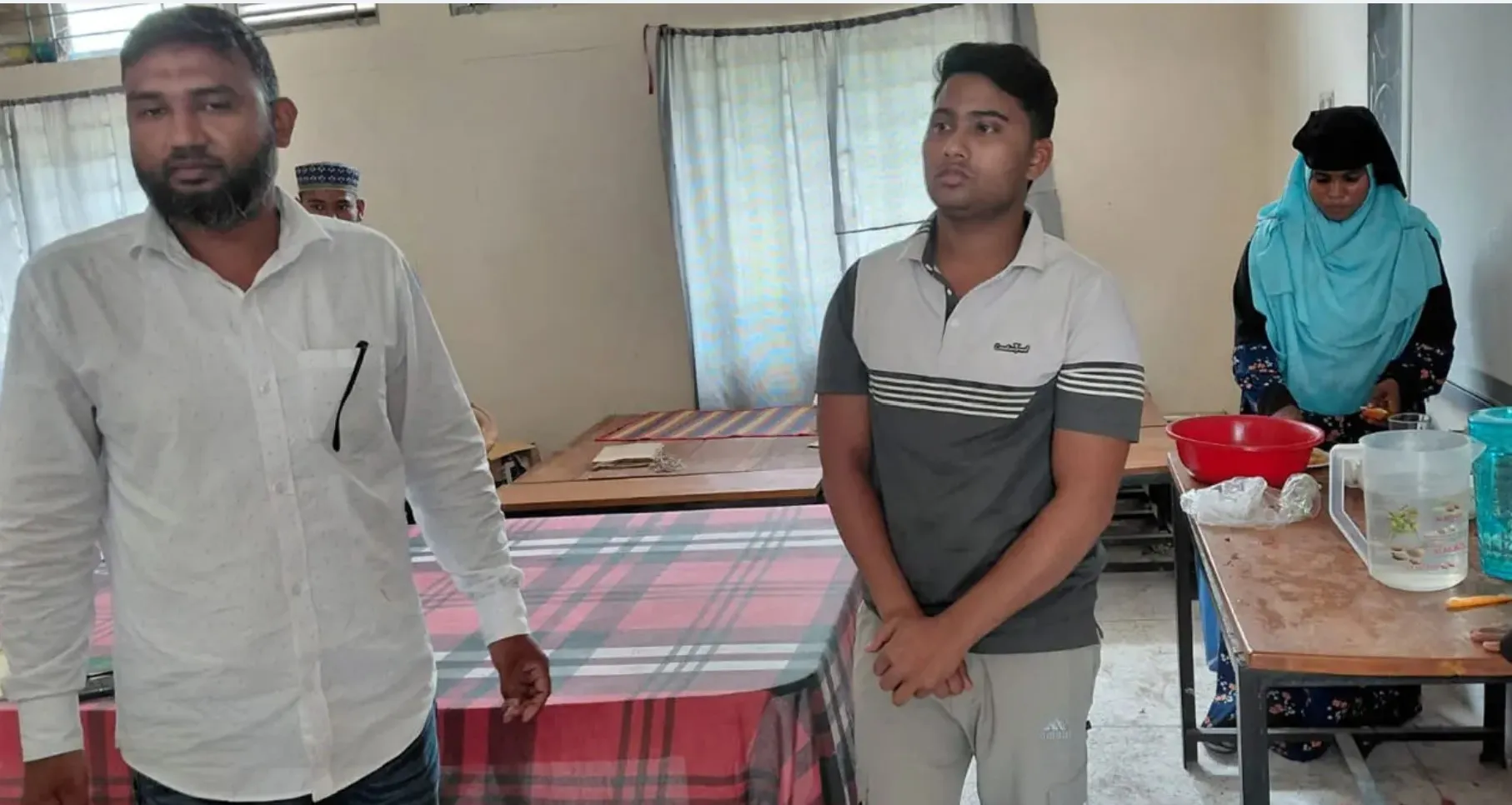 এসএসসি পরীক্ষায় নকল, শিক্ষকসহ বহিষ্কার ৪